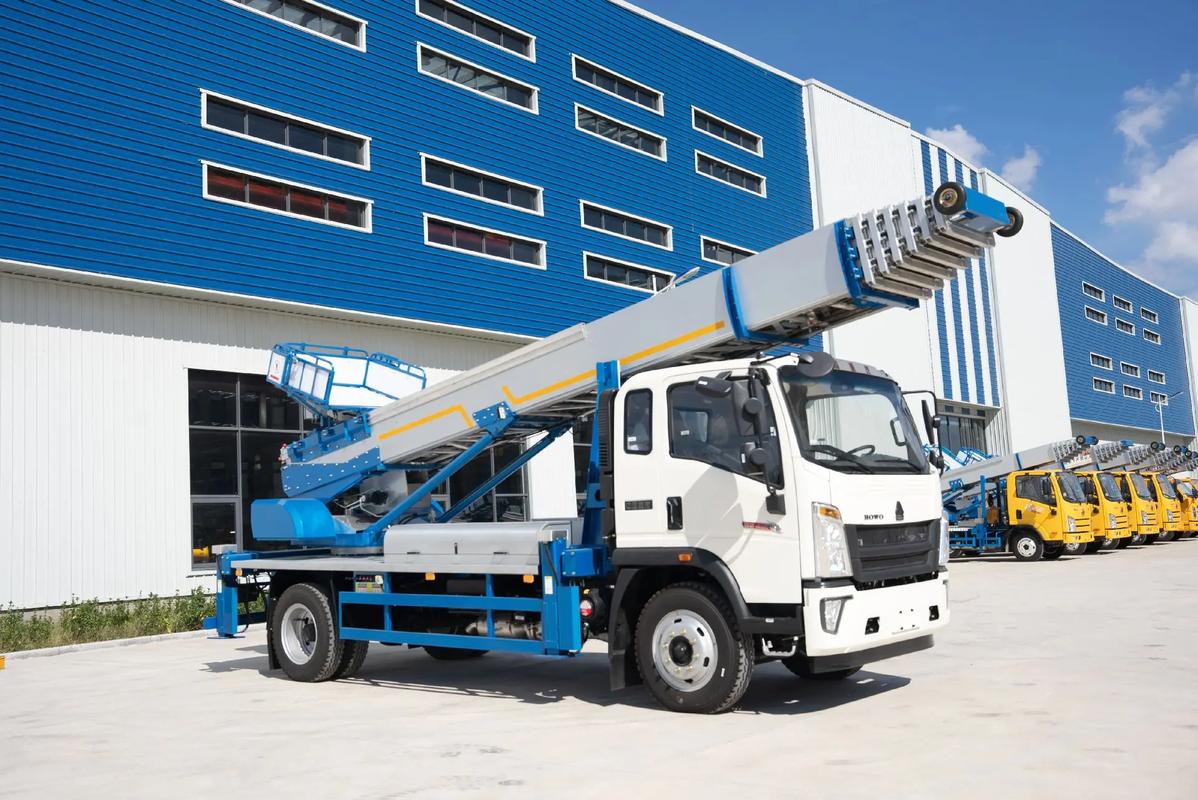 池州出租云梯车高空作业车 建筑垃圾搬运